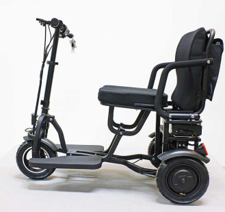 Электротрицикл GreenCamel Кольт V700, черный