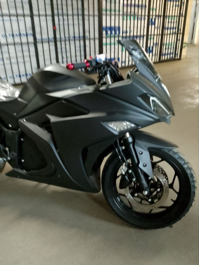 Электромотоцикл Yamaha R3 Black matte
